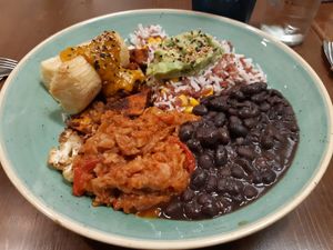 Avocado box omitting the egg and with jackfruit stew instead at Avocado in Barcelona