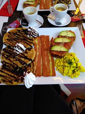 Brunch option 1 at Freedom Cakes Bakery in Madrid