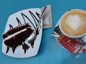 Red velvet cake and cortado at Freedom Cakes Bakery in Madrid
