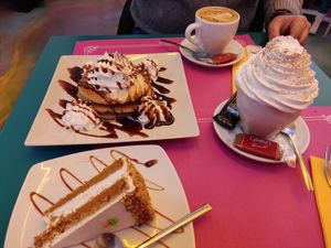  at Freedom Cakes Bakery in Madrid