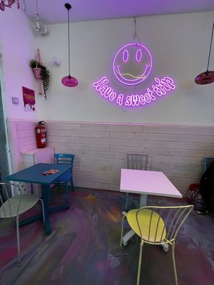   at Freedom Cakes Bakery in Madrid