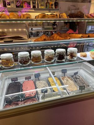 Ice creams  at Freedom Cakes Bakery in Madrid