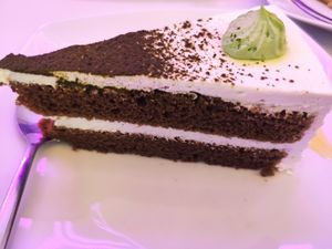 Matcha cake 6/10 at Freedom Cakes Bakery in Madrid