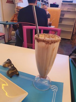 Coffee shake at Freedom Cakes Bakery in Madrid