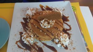 Lotus pancakes at Freedom Cakes Bakery in Madrid