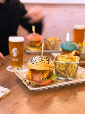 Burgers at Freedom Cakes Bakery in Madrid