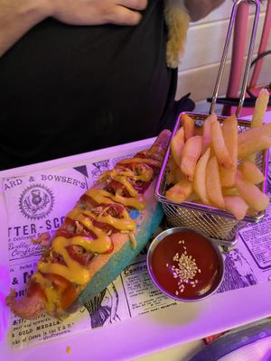 Hot dog 🌭  at Freedom Cakes Bakery in Madrid