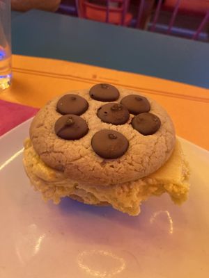 Cookie Monster  at Freedom Cakes Bakery in Madrid