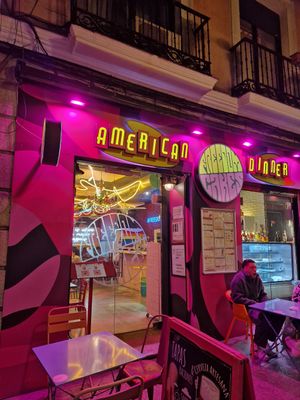 Front door at Freedom Cakes Bakery in Madrid