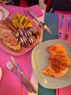  at Freedom Cakes Bakery in Madrid