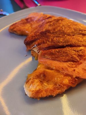  at Freedom Cakes Bakery in Madrid