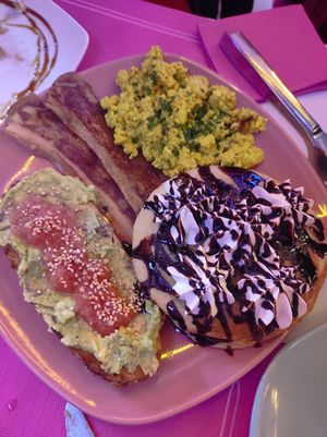  at Freedom Cakes Bakery in Madrid