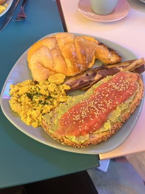 Brunch Option #2  at Freedom Cakes Bakery in Madrid