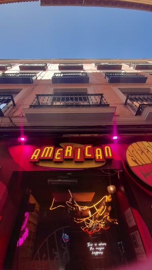  at Freedom Cakes Bakery in Madrid