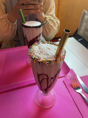 Chocolate basic shake  at Freedom Cakes Bakery in Madrid
