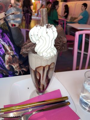   at Freedom Cakes Bakery in Madrid