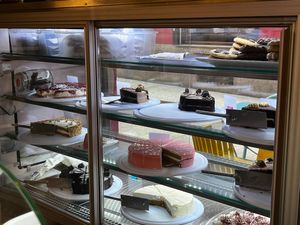 Tortas y galletas at Freedom Cakes Bakery in Madrid