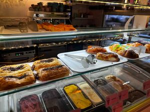 Pastelería y helados at Freedom Cakes Bakery in Madrid