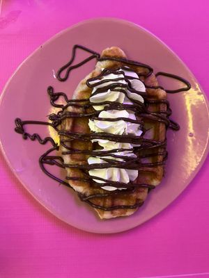 Croffle  at Freedom Cakes Bakery in Madrid