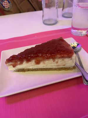Cheesecake  at Freedom Cakes Bakery in Madrid