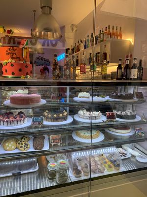   at Freedom Cakes Bakery in Madrid