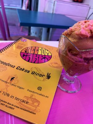 2 scoops fruits of the forest and strawberry   at Freedom Cakes Bakery in Madrid