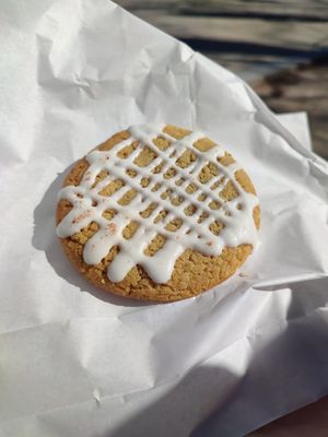 White chocolate cookie at Freedom Cakes Bakery in Madrid