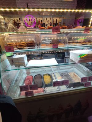 I at Freedom Cakes Bakery in Madrid