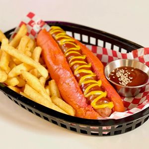  at Freedom Cakes Bakery in Madrid