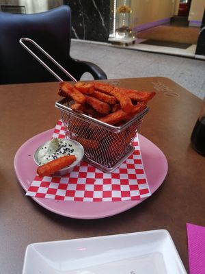 Fried sweet potatoes at Freedom Cakes Bakery in Madrid