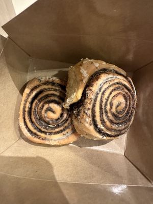 Oreo roll  at Freedom Cakes Bakery in Madrid