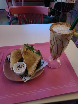  at Freedom Cakes Bakery in Madrid