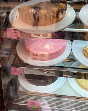  at Freedom Cakes Bakery in Madrid