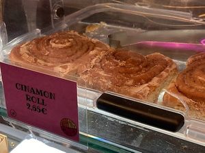  at Freedom Cakes Bakery in Madrid