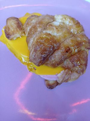  at Freedom Cakes Bakery in Madrid