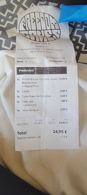  at Freedom Cakes Bakery in Madrid