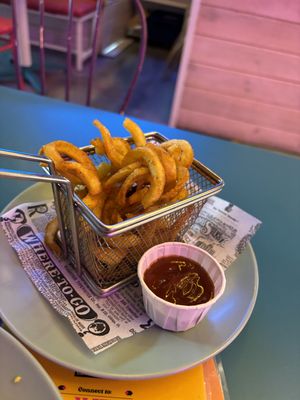 Curly friess  at Freedom Cakes Bakery in Madrid