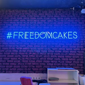 Sign  at Freedom Cakes Bakery in Madrid