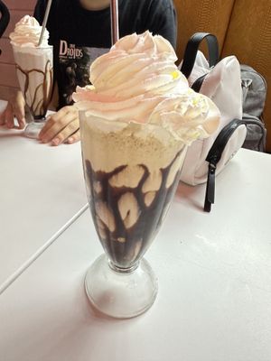 Lotus shake with cream  at Freedom Cakes Bakery in Madrid