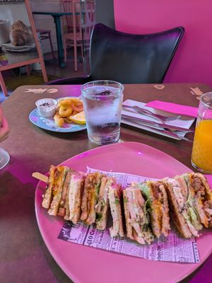  at Freedom Cakes Bakery in Madrid