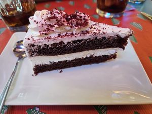 Red velvet cake at Freedom Cakes Bakery in Madrid