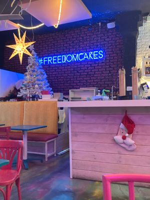  at Freedom Cakes Bakery in Madrid