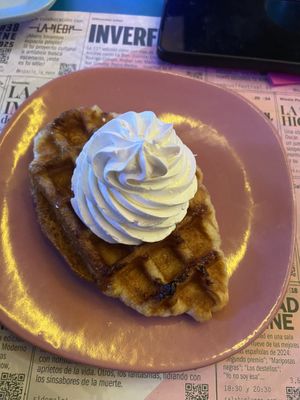 Croffle with whipped creamm  at Freedom Cakes Bakery in Madrid