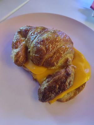  at Freedom Cakes Bakery in Madrid