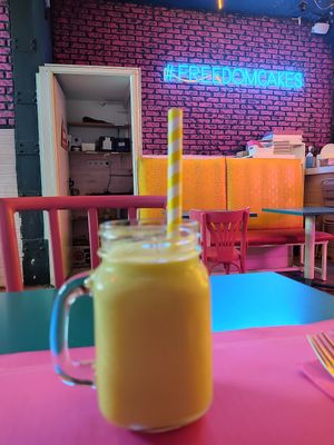  at Freedom Cakes Bakery in Madrid