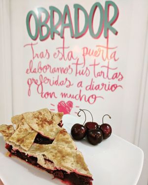 Cherry pie at Freedom Cakes Bakery in Madrid