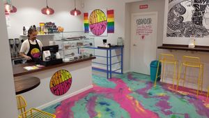 Beatiful place and nice staff at Freedom Cakes Bakery in Madrid