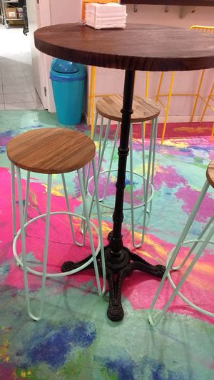 Rainbow marbled floors! at Freedom Cakes Bakery in Madrid