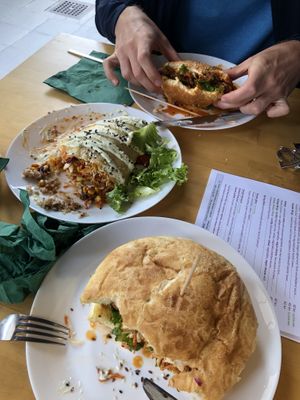 Spicy Burger, Simple Daily and Kebap Cheese at Simple Green in Zagreb