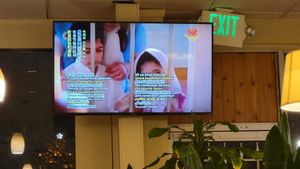 Religious TV at Loving Hut in Seattle